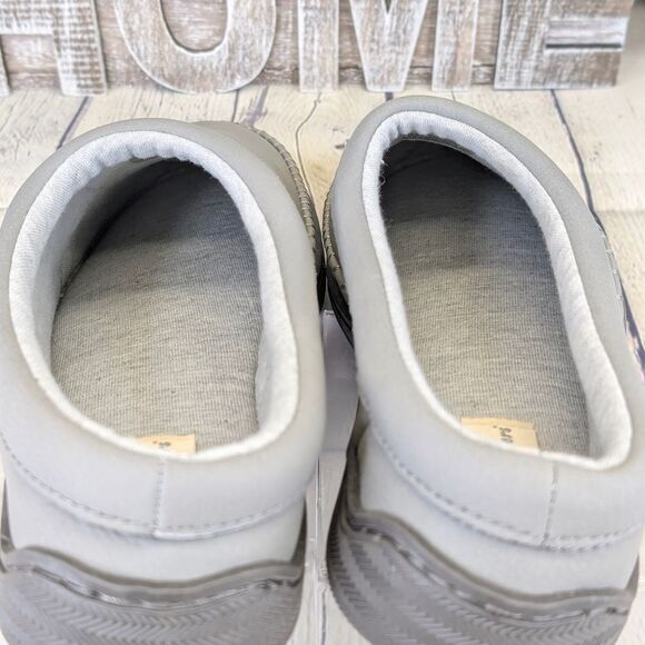 My Pillow My Slippers All Season Women's Slip-On Slippers - Picture 6 of 11